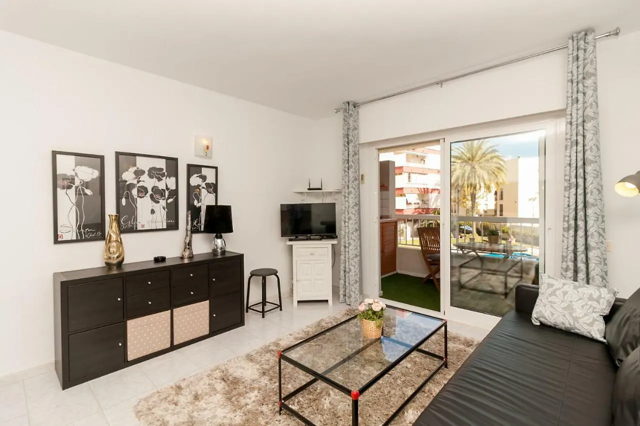 Centrico Apartamento Corona Playa Torrecilla Nerja Apartment