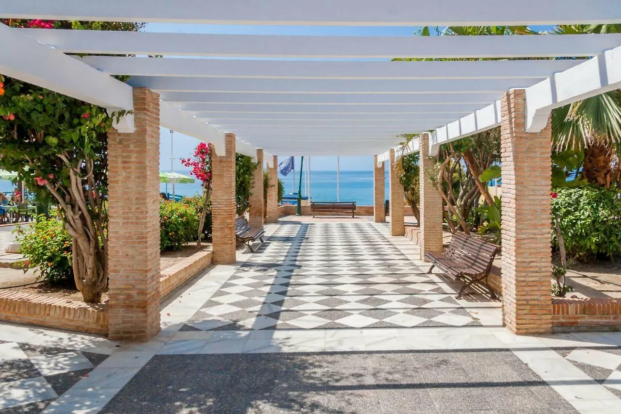 Centrico Apartamento Corona Playa Torrecilla Nerja Apartment